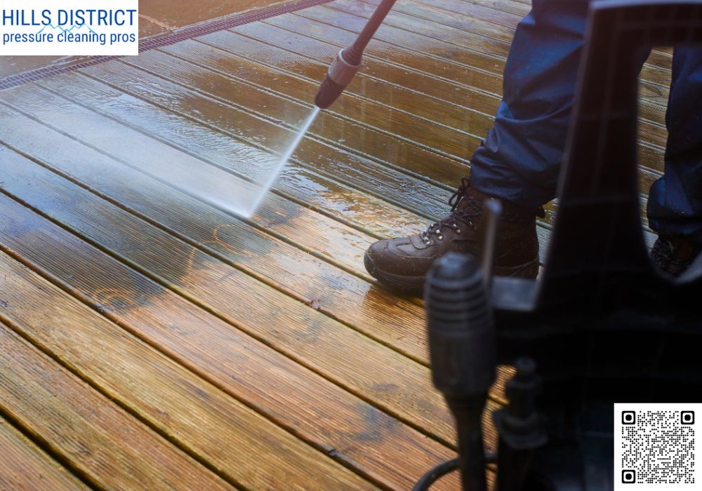How does pressure cleaning prevent mold buildup?