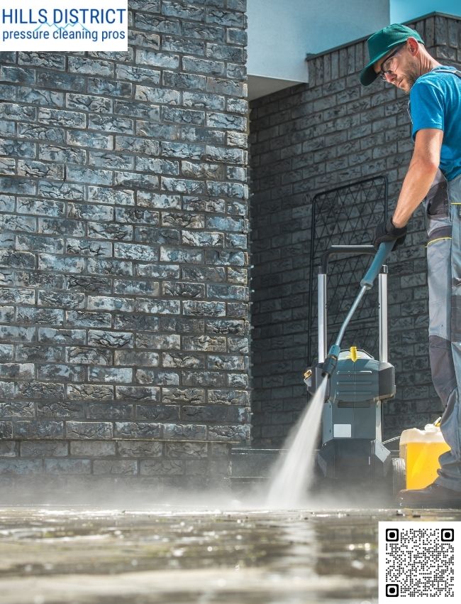 What safety measures are taken during roof cleaning?